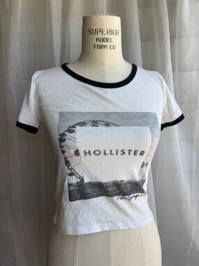 Hollister Co. Women's White Crop-top